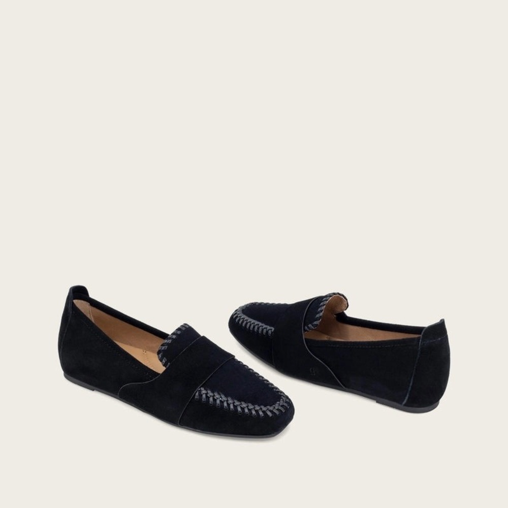 NWB Gentle Souls Sandra Suede Braid Detail Loafers in Black‎ Size 8